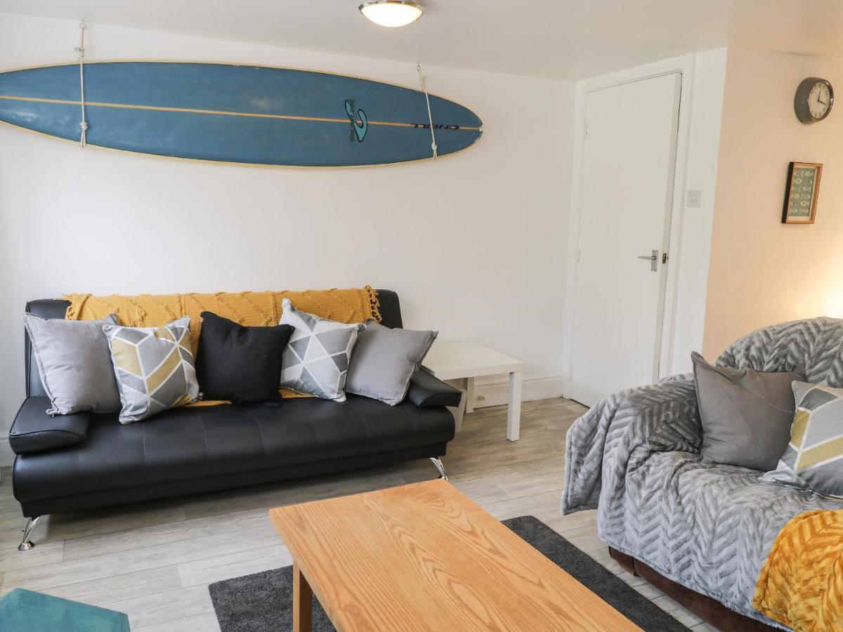 Ferienwohnung The Surfers Bolt Hole Whitby Exterior foto