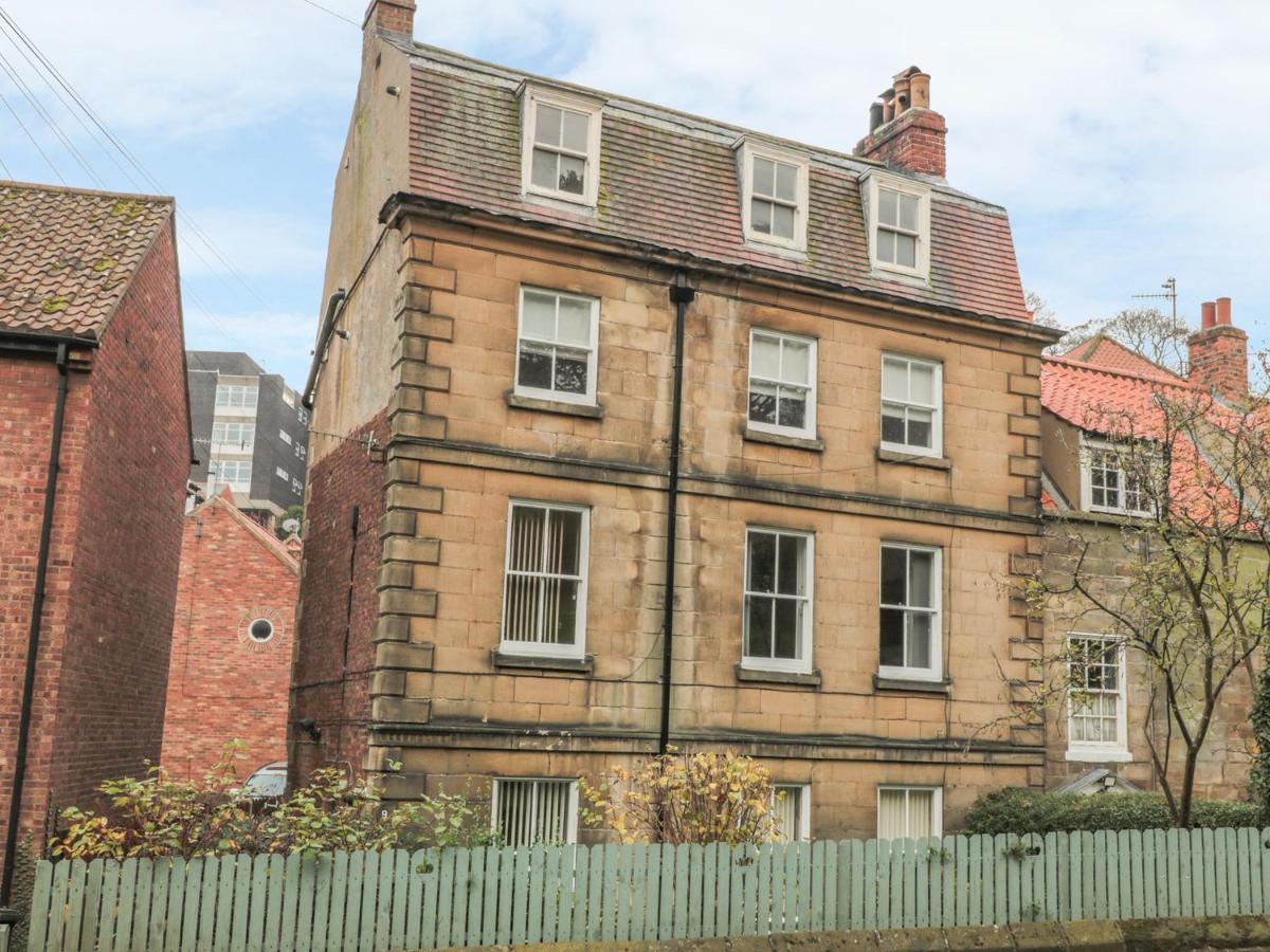 Ferienwohnung The Surfers Bolt Hole Whitby Exterior foto